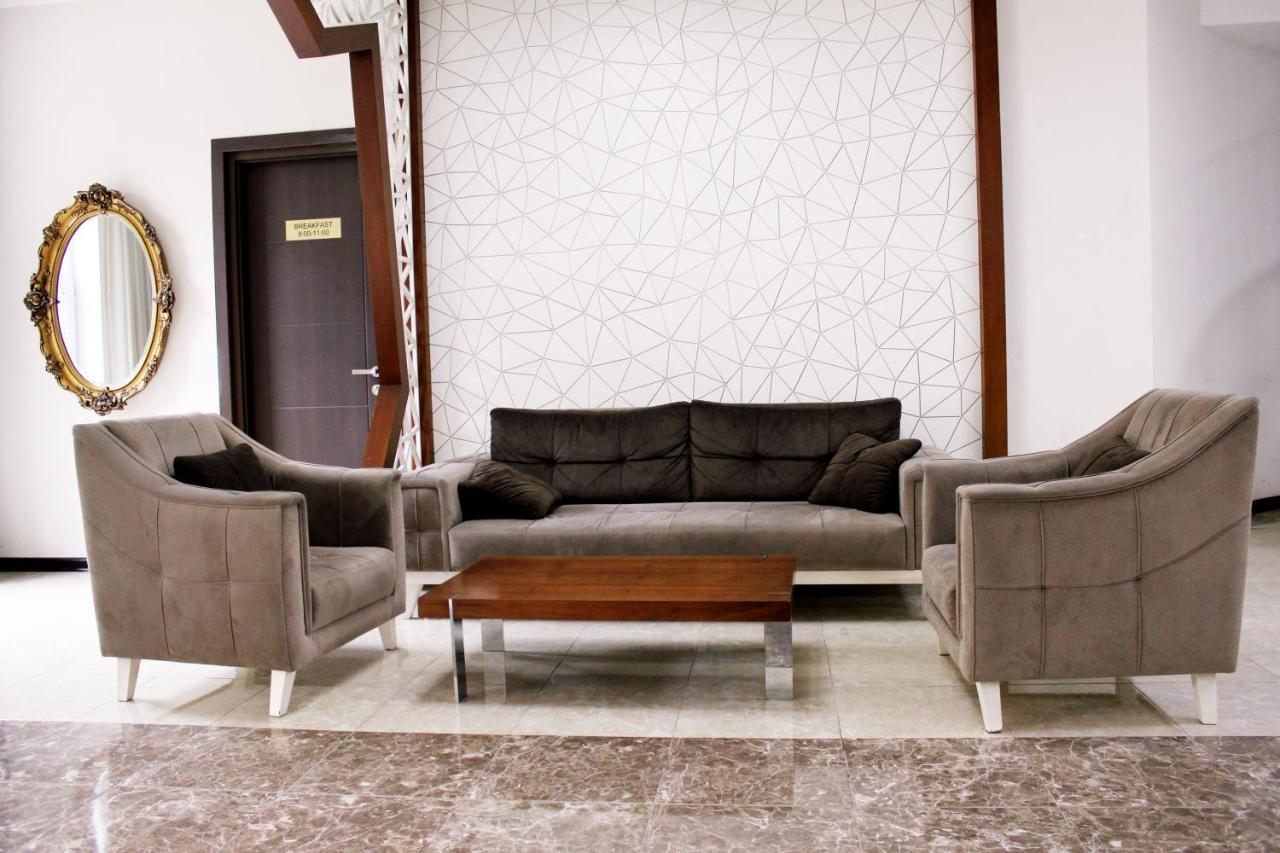 The One Boutique Tbilisi Exterior foto